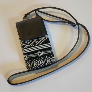 Thirty One Call Me Crossbody  Cell Phone purse